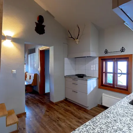Schmiedhaus بيت للعطل
