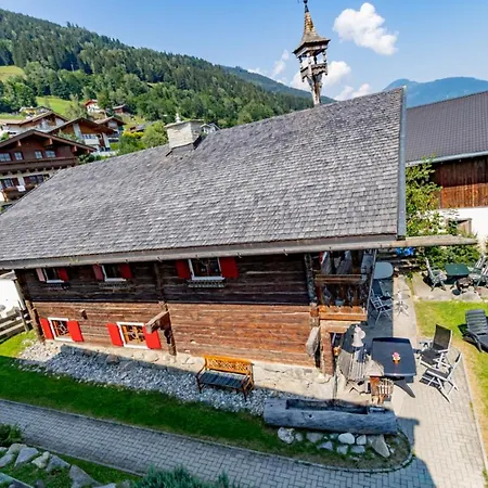 Schmiedhaus بيت للعطل *